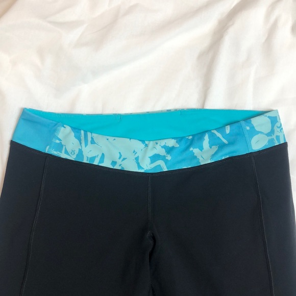 Lululemon Crops - Picture 3 of 10